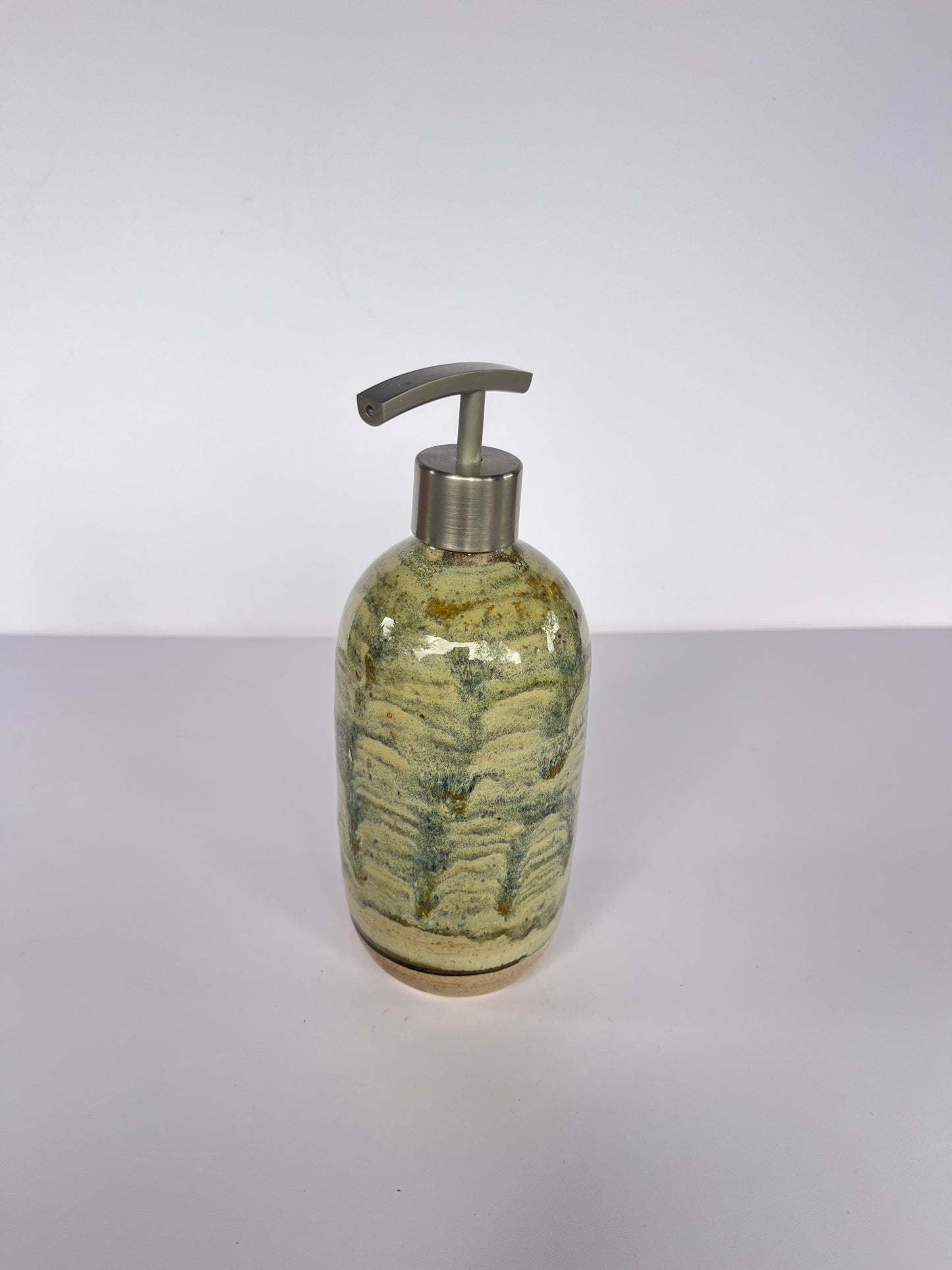 Island Tales Soap dispenser