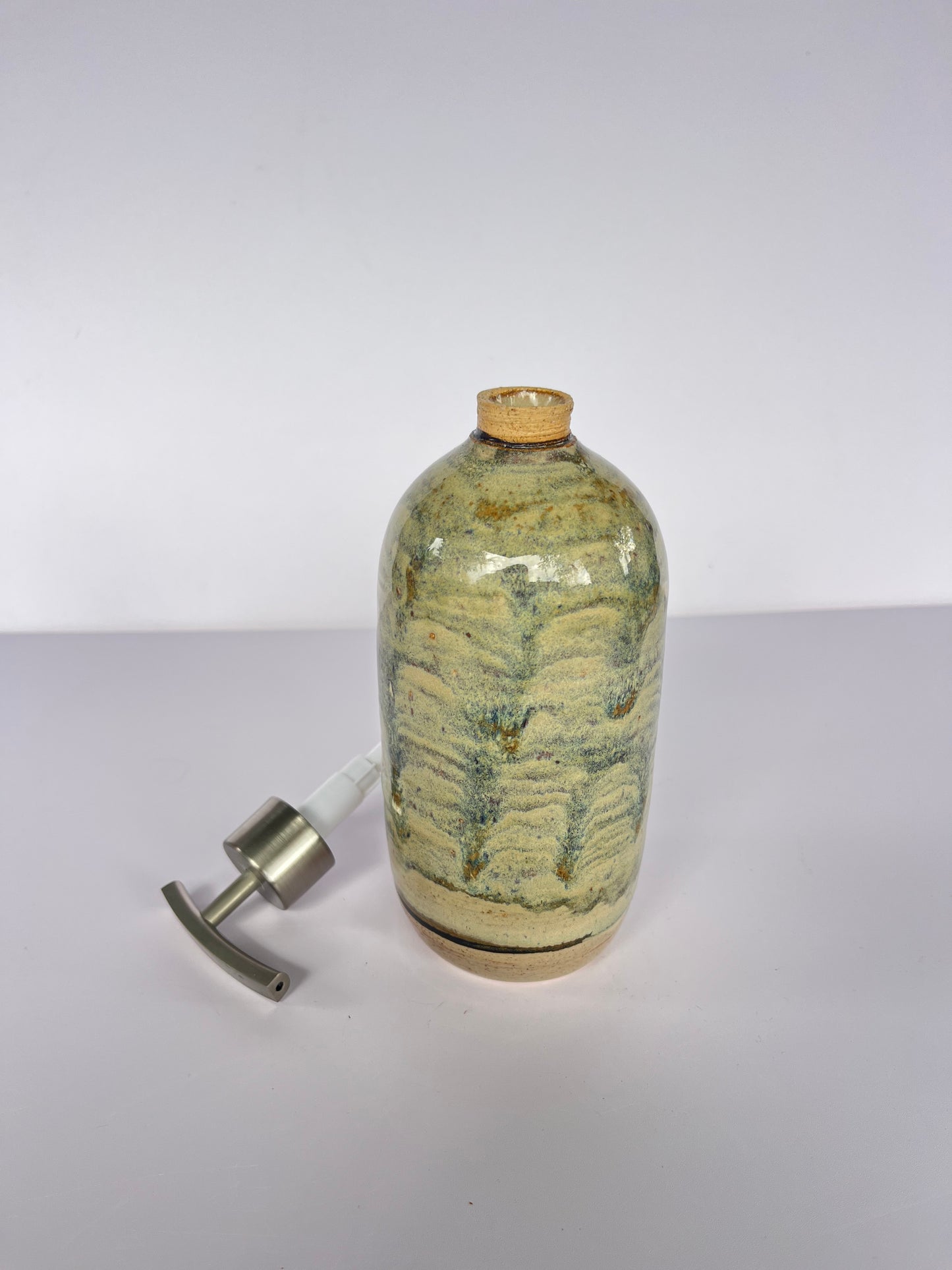 Island Tales Soap dispenser