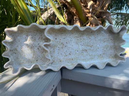 Cream Speckle Wave Platter